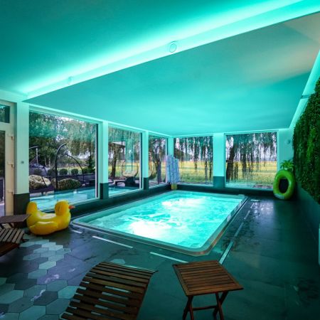 Wewnętrzny basen z przeciwprądem